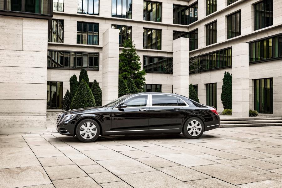  Mercedes-Maybach S600 Guard 2016 года  (фото 6 из 13)